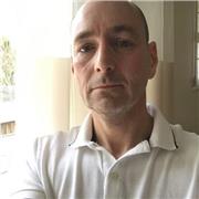 Je suis bilingue anglais français , peut donner des cours de français langue étrangère